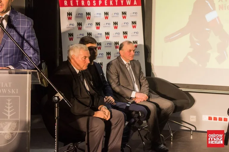 Pamięć o niezłomnych w Ostrowi Mazowieckiej jest bezpieczna (zdjęcia, wideo)
