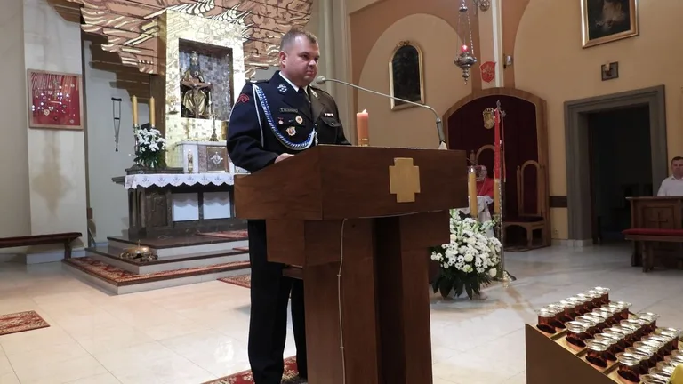 Obchody Gminnego Dnia Strażaka i jubileuszu 30-lecia OSP Grądy (zdjęcia, wideo)