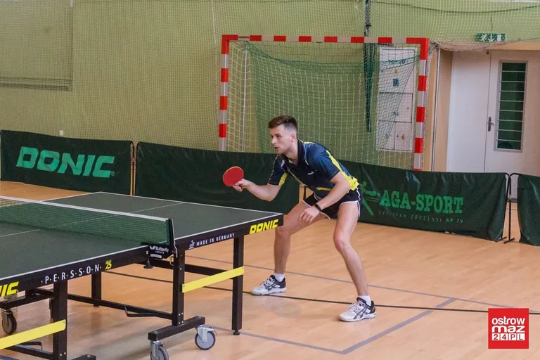 Zmiana lidera w lidze tenisa stołowego (zdjęcia, wideo)
