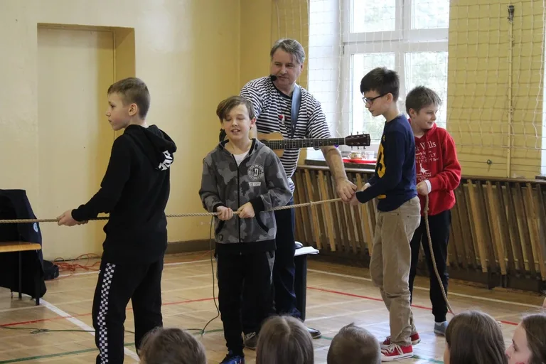 Szanty w ostrowskiej "jedynce" (zdjęcia)