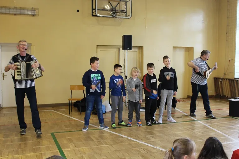 Szanty w ostrowskiej "jedynce" (zdjęcia)