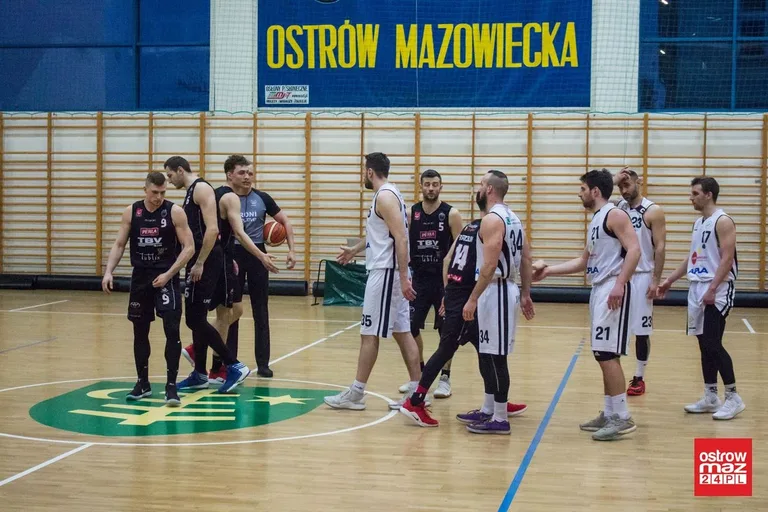 Sokół bez punktów w starciu ze Startem (zdjęcia, wideo)