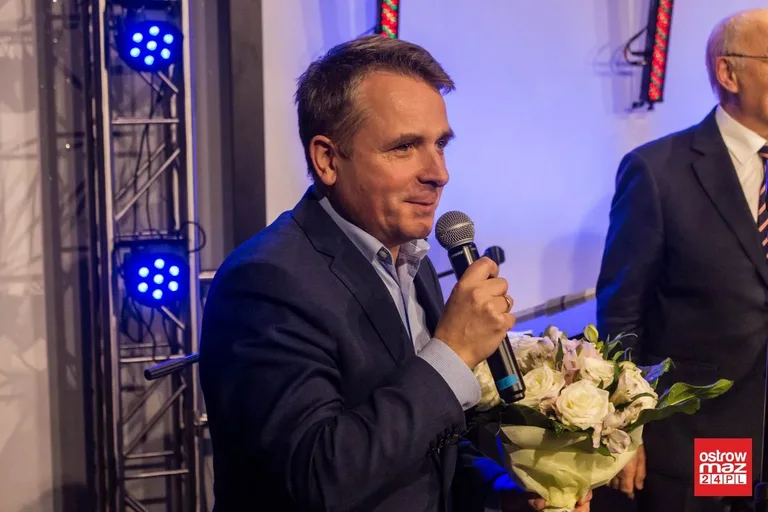Melodie pokoleń w nowym obiekcie kulturalnym (zdjęcia, wideo)