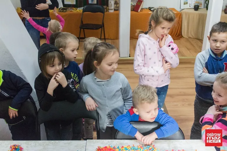 Ćwiczenia i zabawy logopedyczne w bibliotece (zdjęcia, wideo)