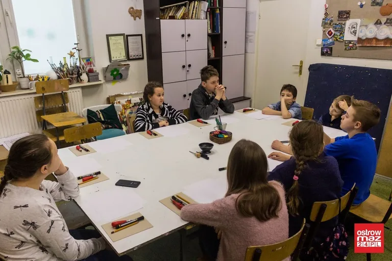 Feryjne spotkanie z grafiką warsztatową (zdjęcia)