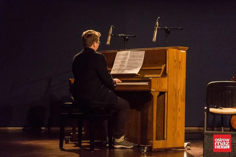 Koncert młodych artystów (zdjęcia, wideo)