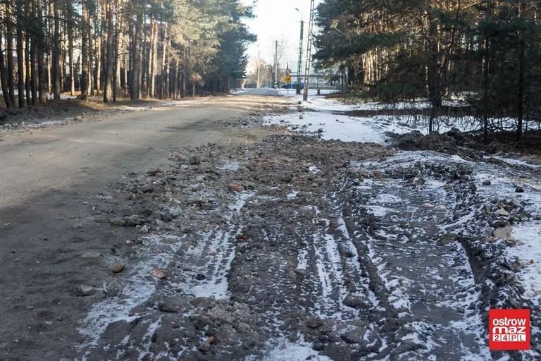 Skrzynka skarg: co z remontem ulic Wołodyjowskiego i Piaskowej? (zdjęcia)