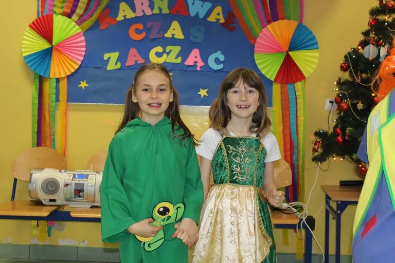 Zabawa karnawałowa w "jedynce" (zdjęcia)