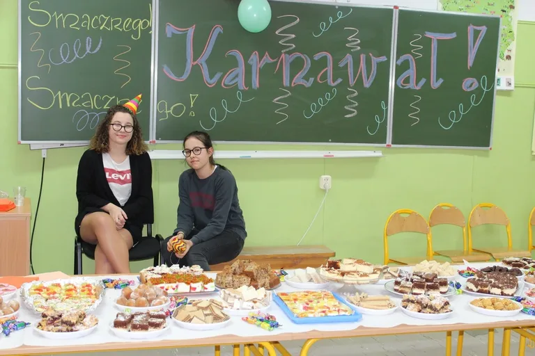 Zabawa karnawałowa w "jedynce" (zdjęcia)