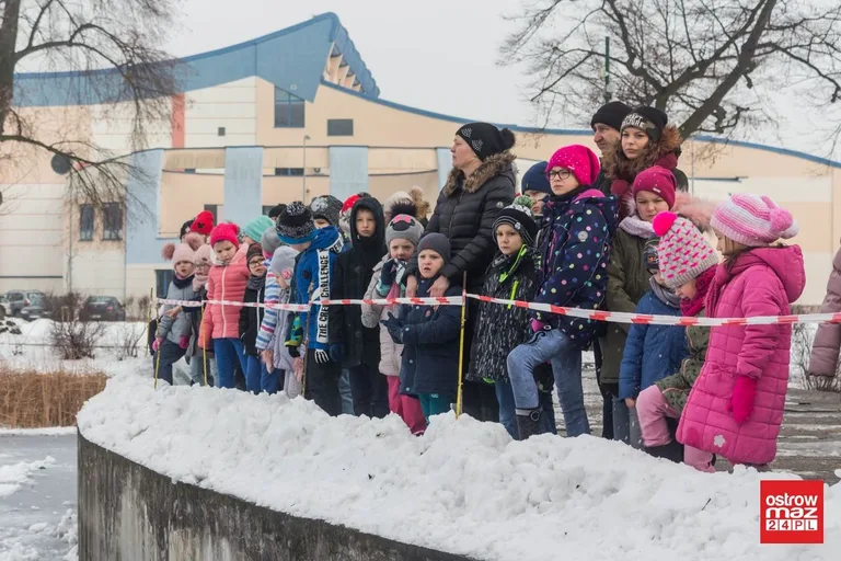 Pokaz ratownictwa lodowego (zdjęcia, wideo)