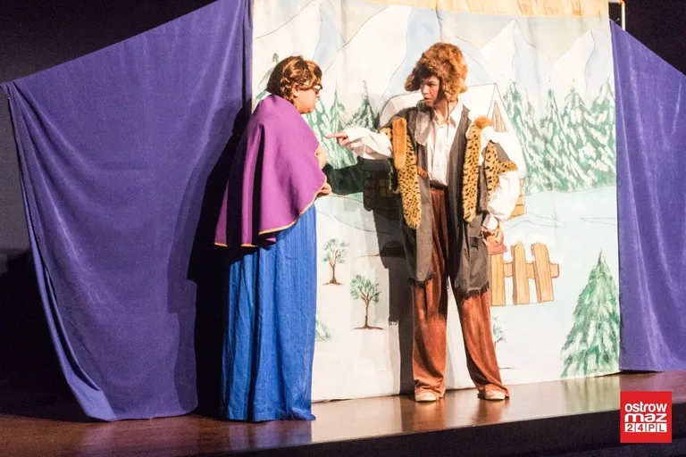 "Lodowa kraina" - teatrzyk dla dzieci (zdjęcia, wideo)
