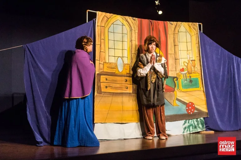 "Lodowa kraina" - teatrzyk dla dzieci (zdjęcia, wideo)