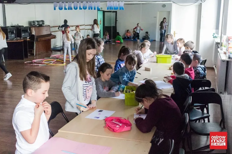 Półkolonie w ostrowskim domu kultury (zdjęcia)