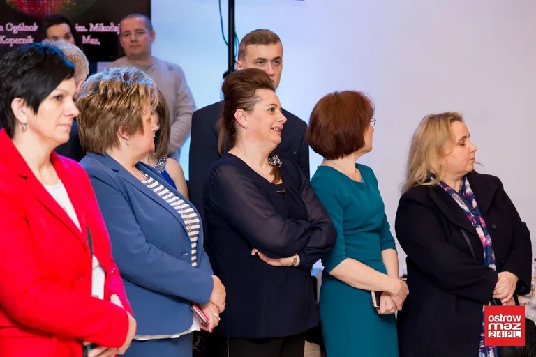 Studniówka LO im. Mikołaja Kopernika w Ostrowi Mazowieckiej (zdjęcia, wideo)