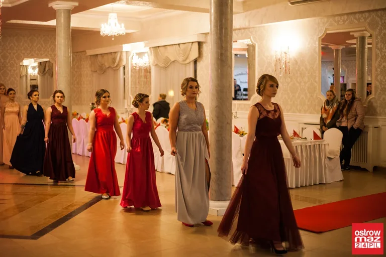Studniówka ZS w Małkini Górnej - jak to było w zeszłym roku?