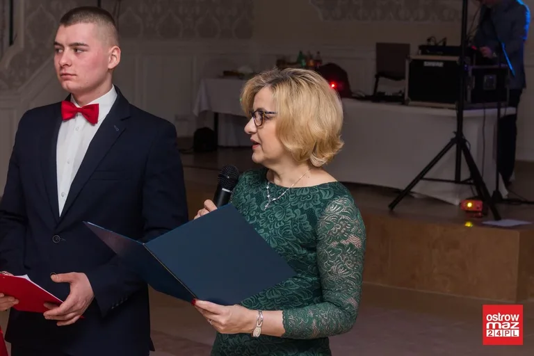 Studniówka ZS w Małkini Górnej (zdjęcia, wideo)