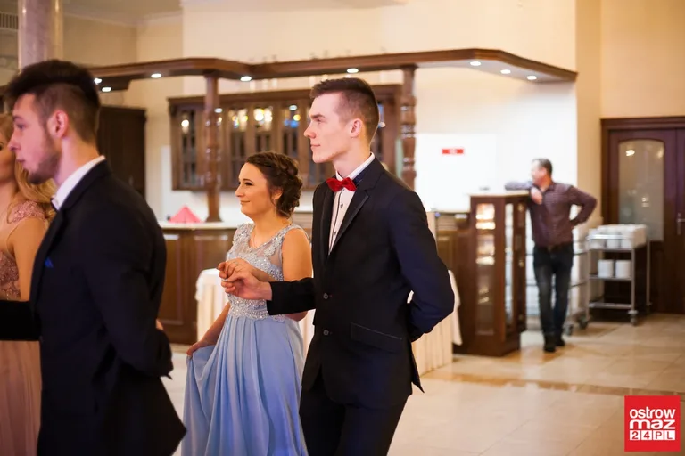 Studniówka ZS w Małkini Górnej - jak to było w zeszłym roku?