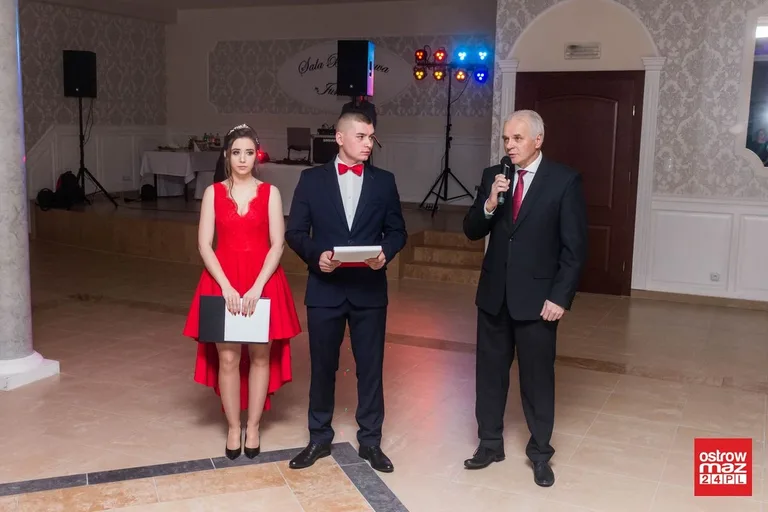Studniówka ZS w Małkini Górnej (zdjęcia, wideo)
