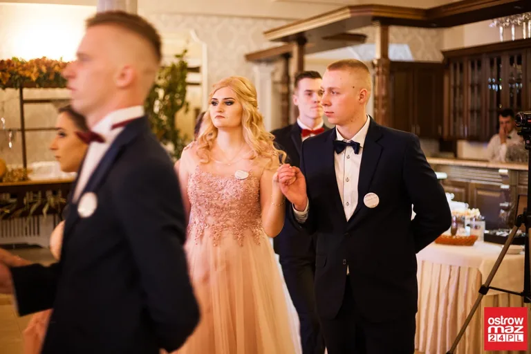 Studniówka ZS w Małkini Górnej - jak to było w zeszłym roku?