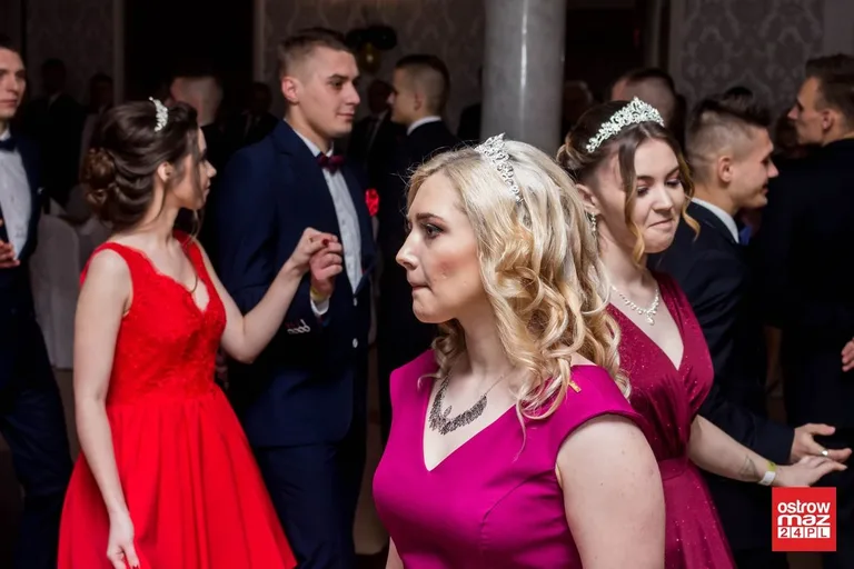 Studniówka ZS w Małkini Górnej (zdjęcia, wideo)