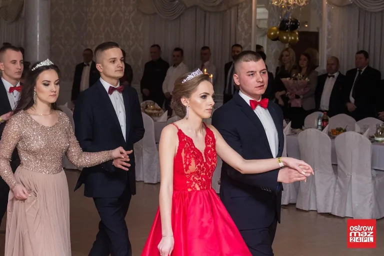 Studniówka ZS w Małkini Górnej (zdjęcia, wideo)