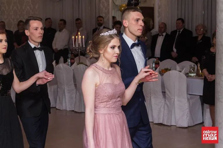 Studniówka ZS w Małkini Górnej (zdjęcia, wideo)