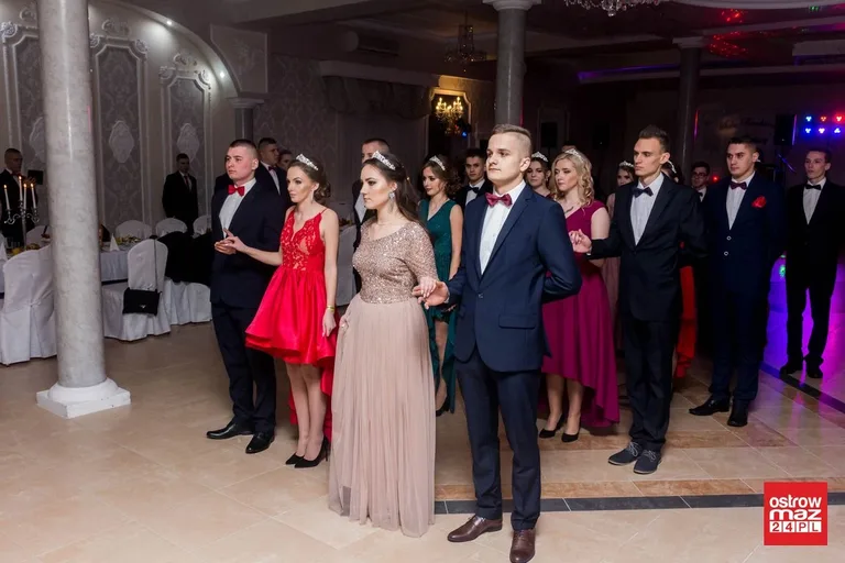 Studniówka ZS w Małkini Górnej (zdjęcia, wideo)