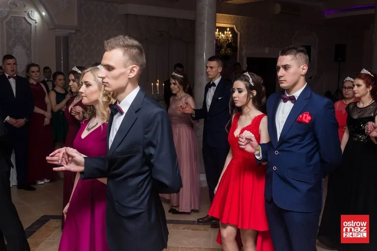 Studniówka ZS w Małkini Górnej (zdjęcia, wideo)