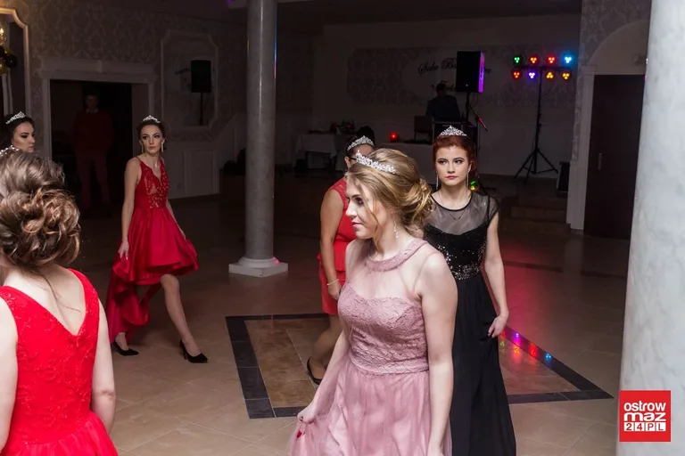 Studniówka ZS w Małkini Górnej (zdjęcia, wideo)