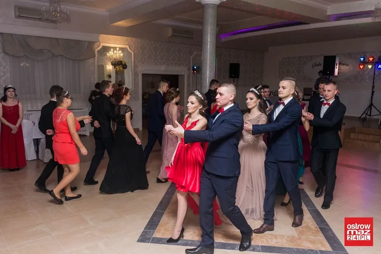 Studniówka ZS w Małkini Górnej (zdjęcia, wideo)