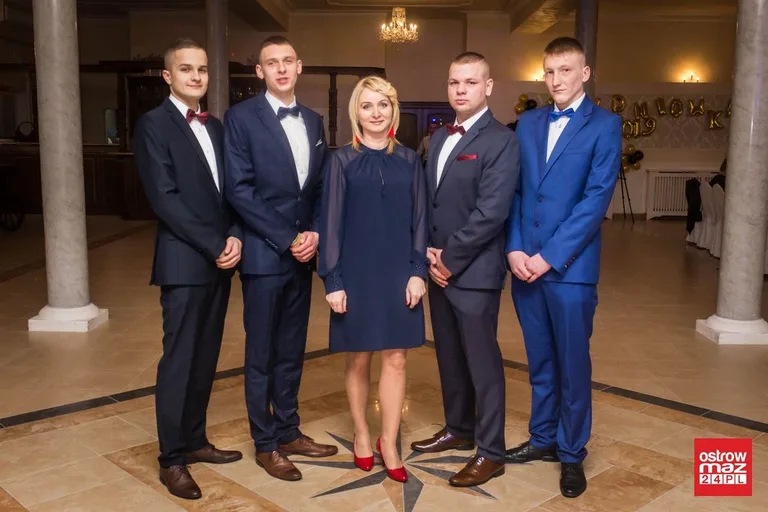 Studniówka ZS w Małkini Górnej (zdjęcia, wideo)
