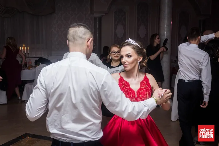 Studniówka ZS w Małkini Górnej (zdjęcia, wideo)