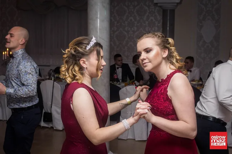 Studniówka ZS w Małkini Górnej (zdjęcia, wideo)