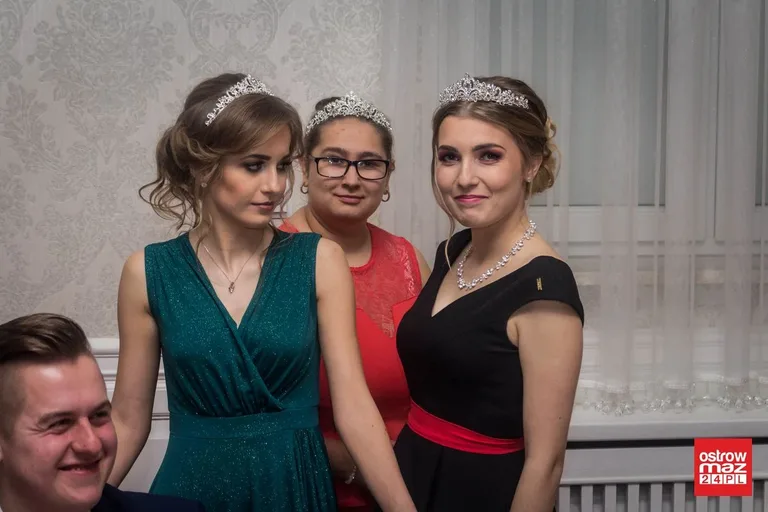 Studniówka ZS w Małkini Górnej (zdjęcia, wideo)
