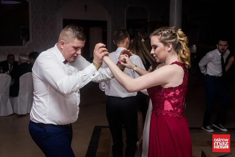 Studniówka ZS w Małkini Górnej (zdjęcia, wideo)