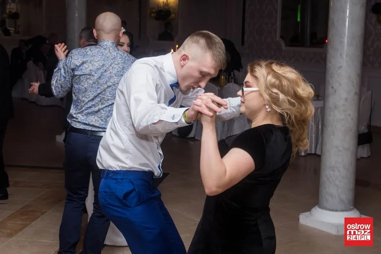 Studniówka ZS w Małkini Górnej (zdjęcia, wideo)