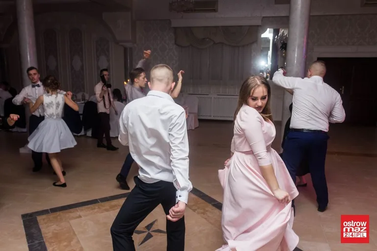 Studniówka ZS w Małkini Górnej (zdjęcia, wideo)