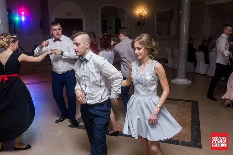 Studniówka ZS w Małkini Górnej (zdjęcia, wideo)