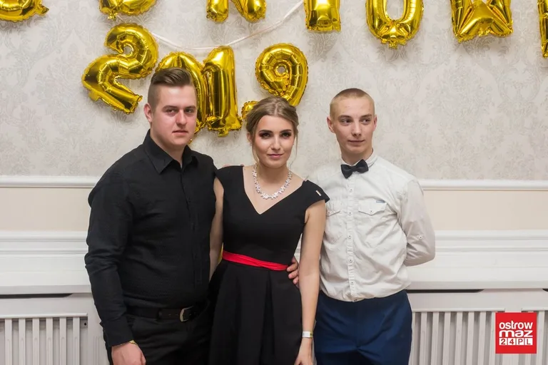 Studniówka ZS w Małkini Górnej (zdjęcia, wideo)