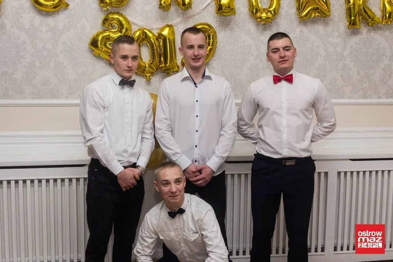 Studniówka ZS w Małkini Górnej (zdjęcia, wideo)