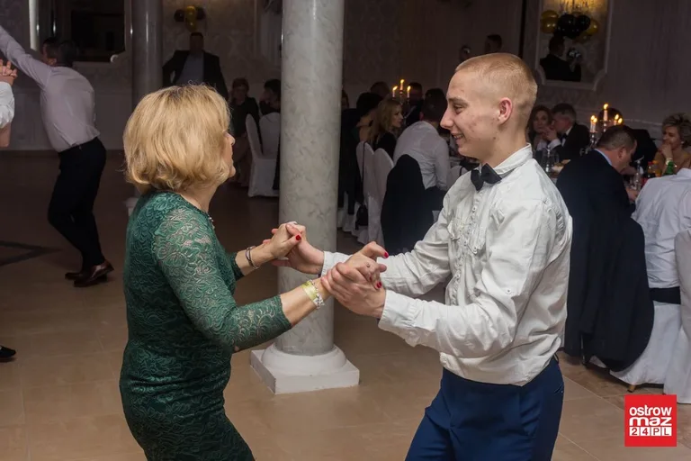 Studniówka ZS w Małkini Górnej (zdjęcia, wideo)