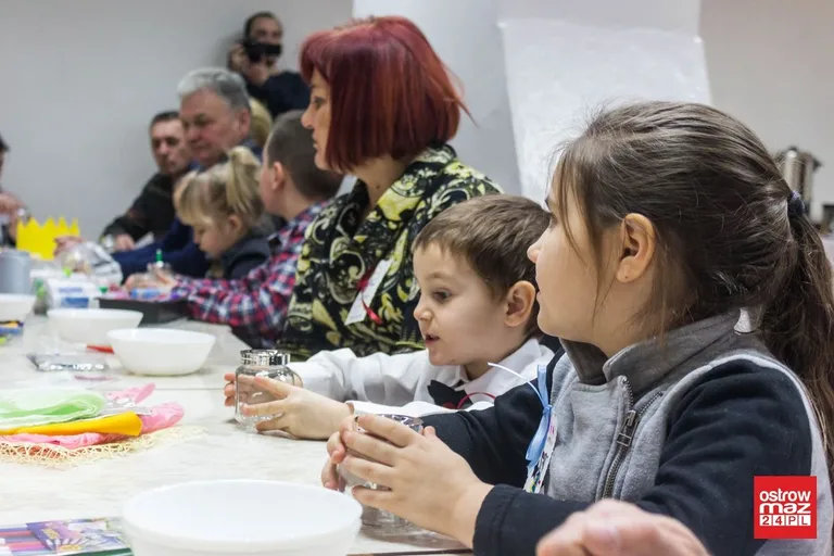 Biblioteka uczciła Dzień Babci i Dziadka (zdjęcia, wideo)