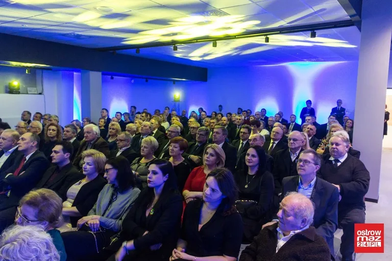 "Obiekt podniesiony z totalnej ruiny". Otwarcie starej elektrowni (zdjęcia, wideo)