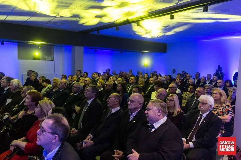 "Obiekt podniesiony z totalnej ruiny". Otwarcie starej elektrowni (zdjęcia, wideo)