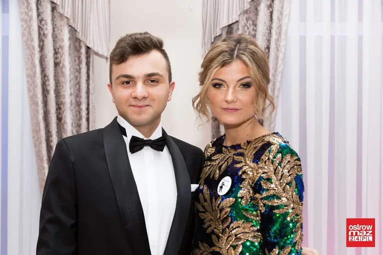 Studniówka ZS nr 2 w Ostrowi Mazowieckiej (zdjęcia, wideo)