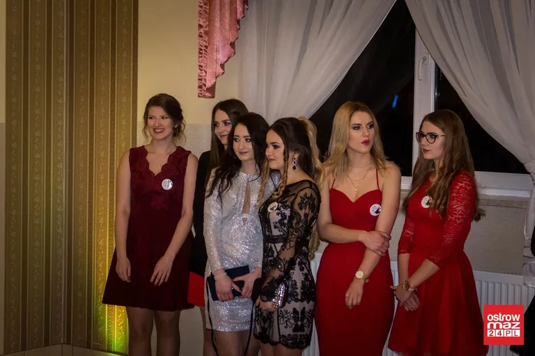 Studniówka ZS CKR w Starym Lubiejewie (zdjęcia, wideo)