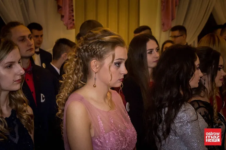 Studniówka ZS CKR w Starym Lubiejewie (zdjęcia, wideo)