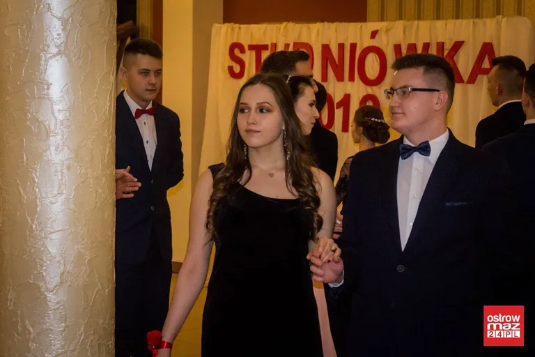 Studniówka ZS CKR w Starym Lubiejewie (zdjęcia, wideo)