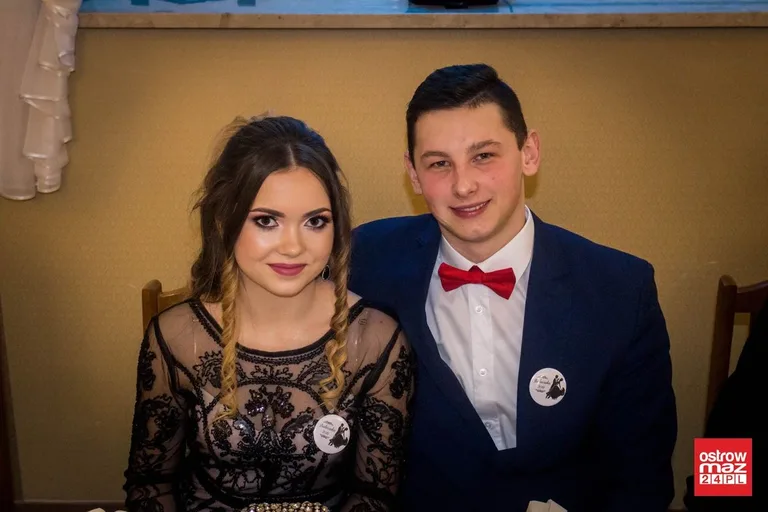 Studniówka ZS CKR w Starym Lubiejewie (zdjęcia, wideo)