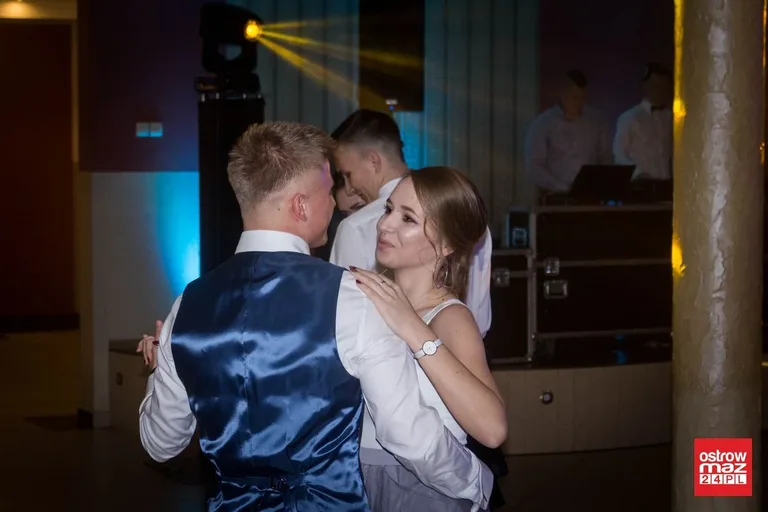 Studniówka ZS CKR w Starym Lubiejewie (zdjęcia, wideo)